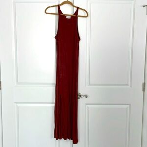 Ribbed Maxi Dress